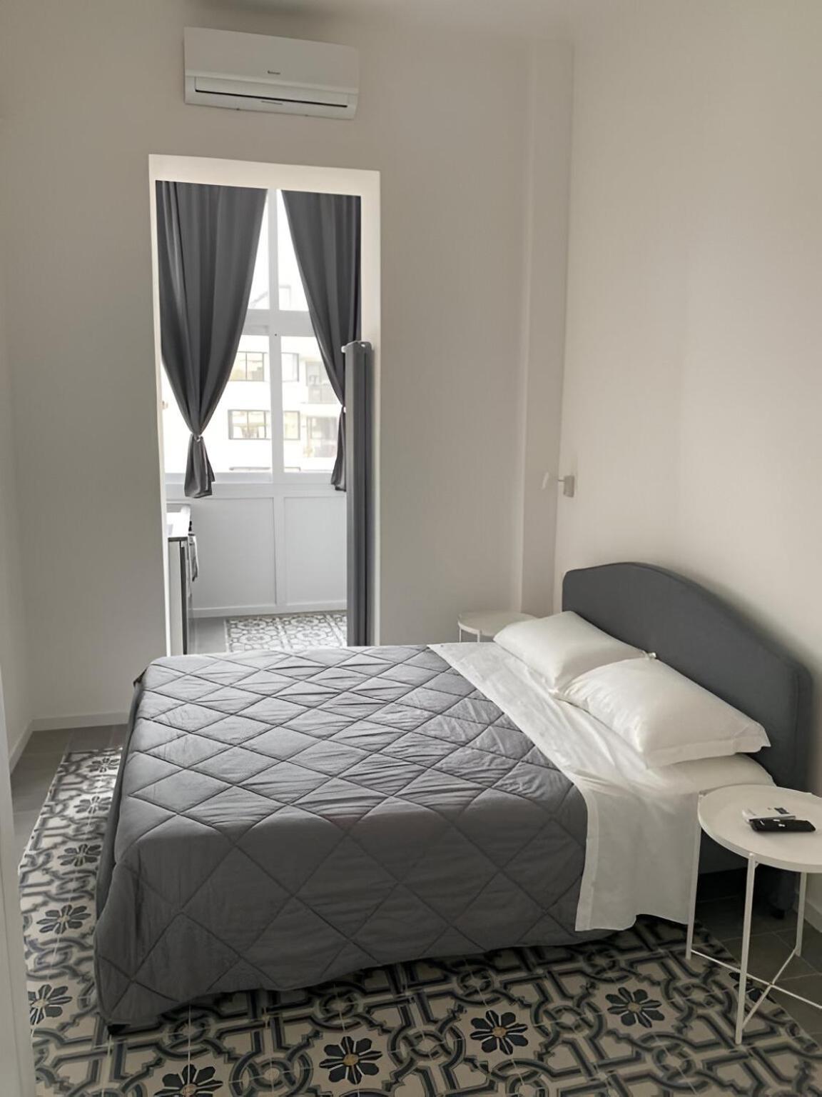 Bari Landlord 242 - Central Station Apartments Ngoại thất bức ảnh