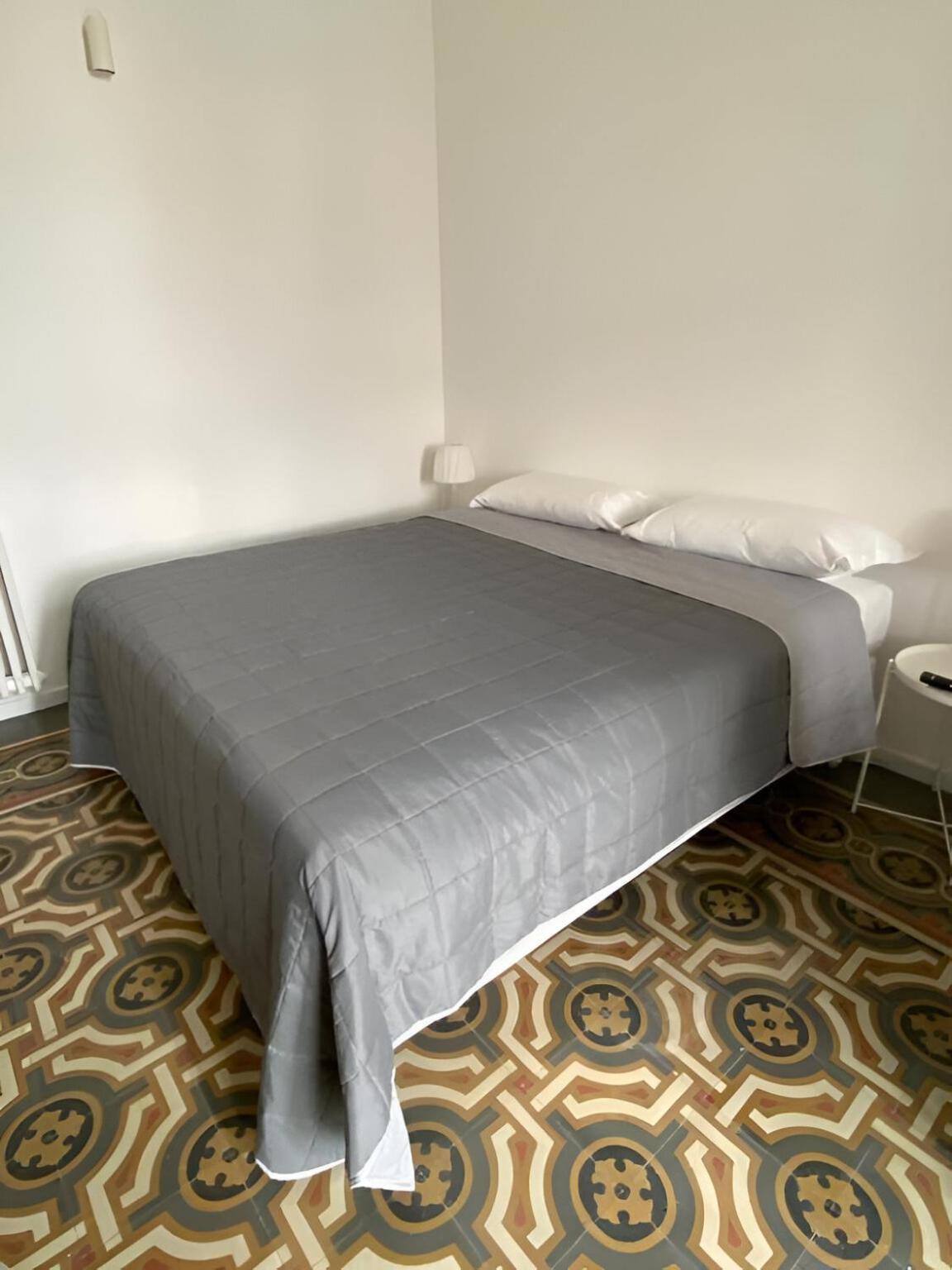 Bari Landlord 242 - Central Station Apartments Ngoại thất bức ảnh