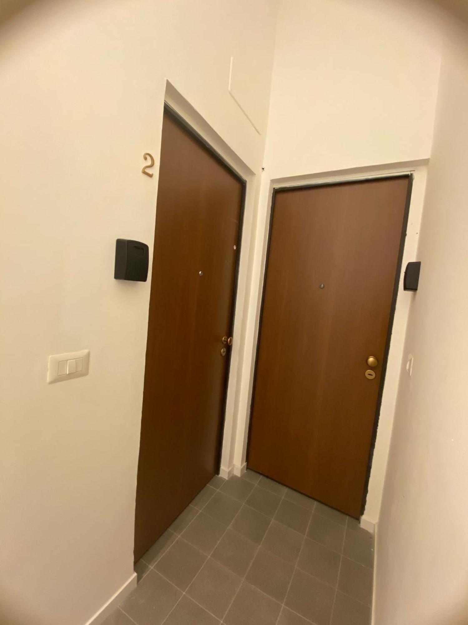 Bari Landlord 242 - Central Station Apartments Ngoại thất bức ảnh