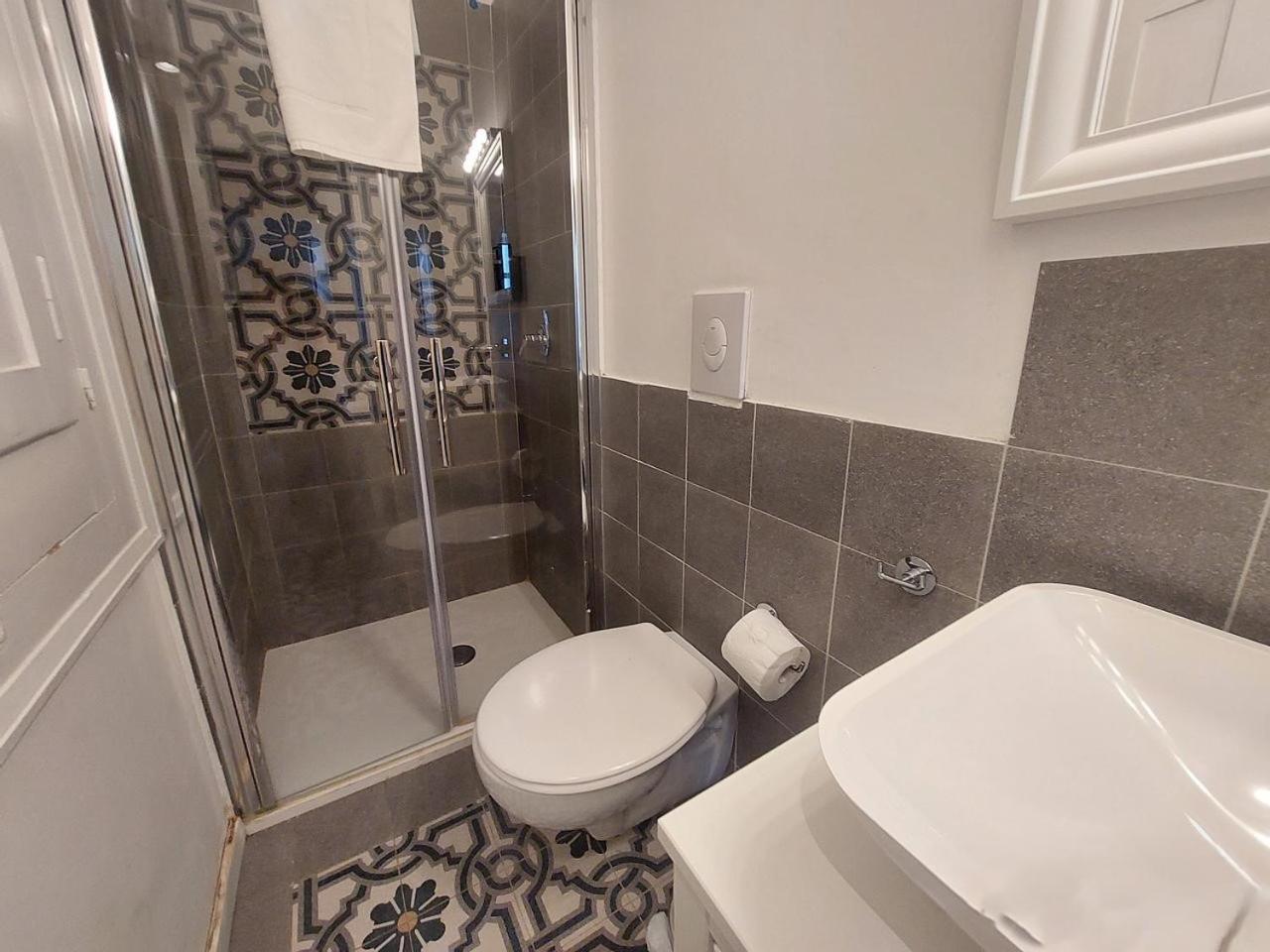 Bari Landlord 242 - Central Station Apartments Ngoại thất bức ảnh