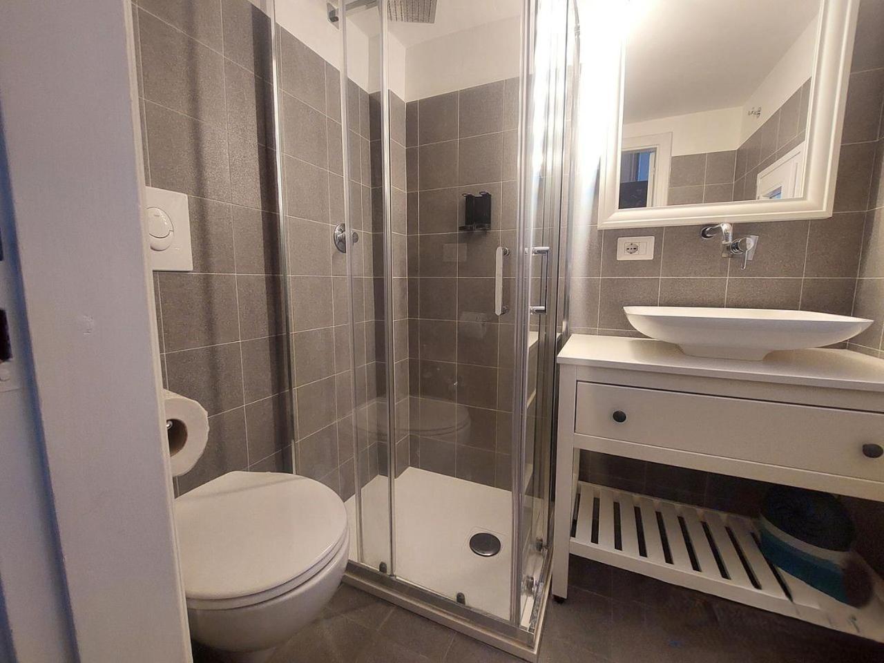 Bari Landlord 242 - Central Station Apartments Ngoại thất bức ảnh